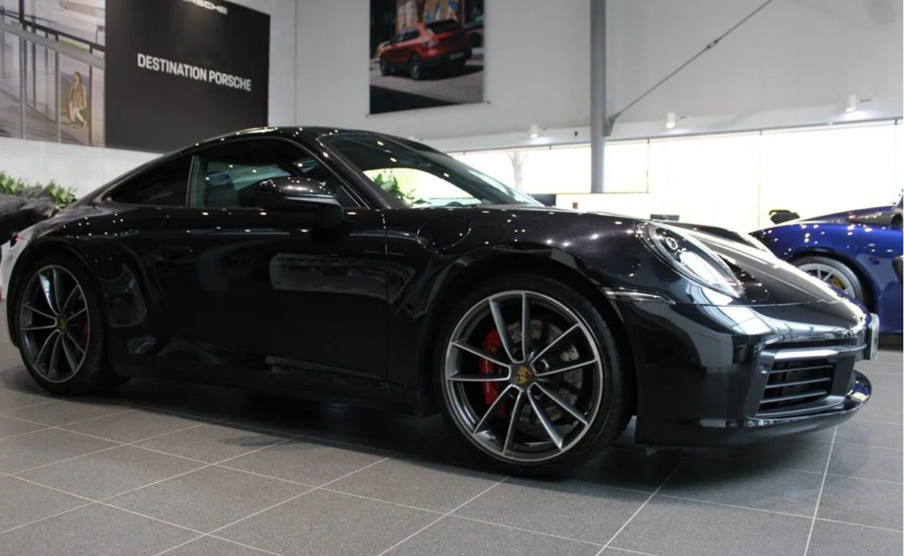Porsche 911 Carrera 4S coupé — arrière