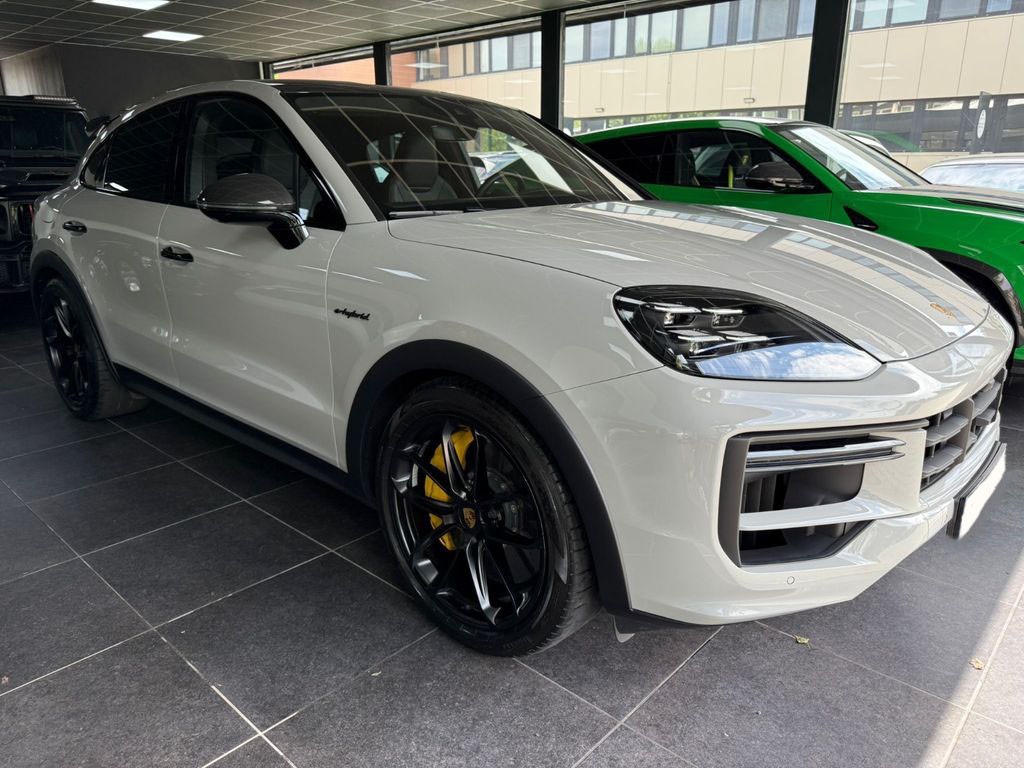 Porsche Cayenne Coupé Turbo S — arrière